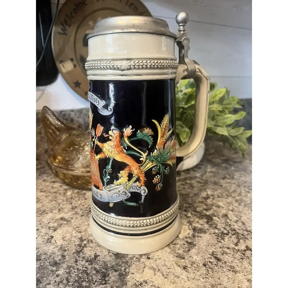 Gerzit Gerz German Beer Stein Regal Lions Hop and malt may God preserve them 9”